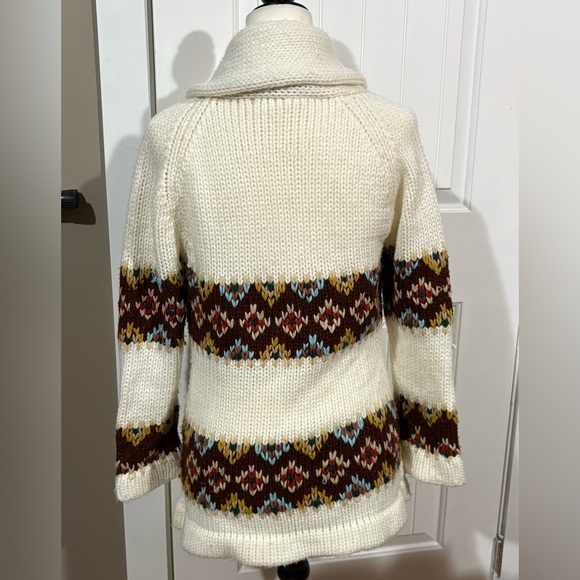 VINTAGE Knit Cardigan - Picture 2 of 6